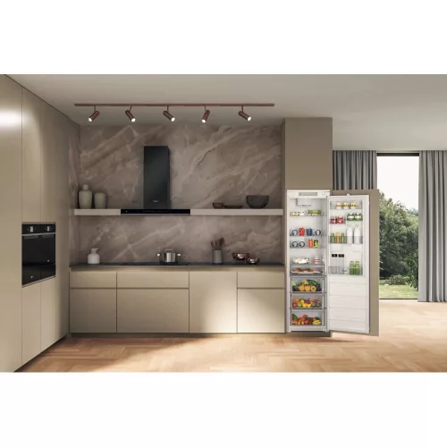 Whirlpool WHSD18A033C2 P Beépíthető egyajtós hűtőszekrény, 306 l hűtőtér, D energiaosztály,  prémium belső 6. Érzék, 30 dBA, 177x54x54.5 cm