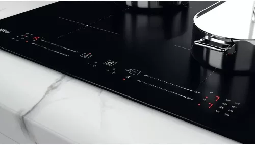 Whirlpool WB S4360 CPNE Clean protect, karcálló felület, premium slider vezérlésű indukciós főzőlap,6. érzék, 60 cm