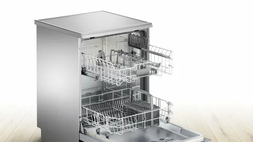 Bosch SMS25AI05E Szabadonálló mosogatógép 12 teríték, 9.5 L fogyasztás, 7 program, 46 db zajszint, E energiaosztály, alsó evőeszköztartó kosár, 60 cm, digitális kijelző